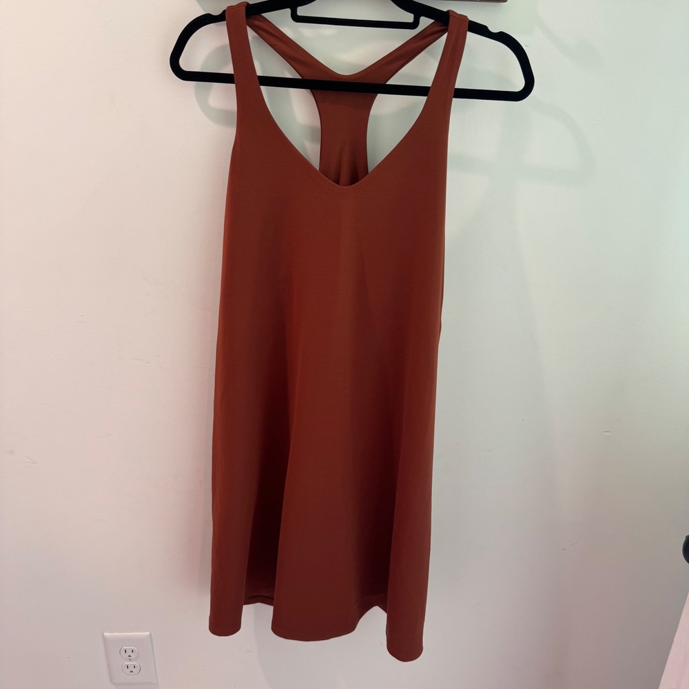 Girlfriend Collective Lola V Nwck Dress‎ with Built-in Shorts Mahogany 4XL